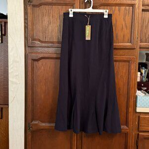 OGL Move Wrinkle resistant midi skirt